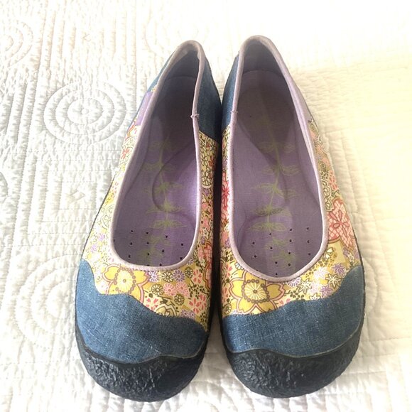KEEN Women's Landcaster Shoe Floral Pattern Slip-On Flats Size 9.5 - Picture 1 of 10
